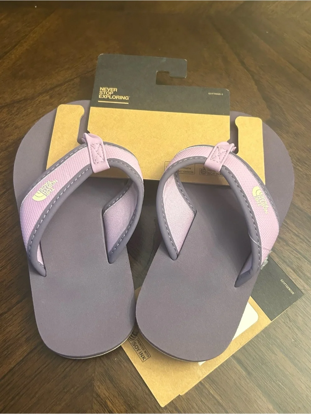 THE NORTH FACE Kids Base Camp Flip Flops, Lunar Slate/Lupine, new size 10
